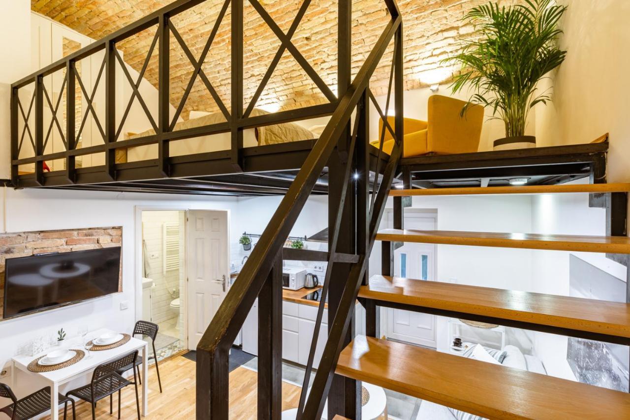 Modern Stylish Apartment @ Superb Central Location — Fotók 3